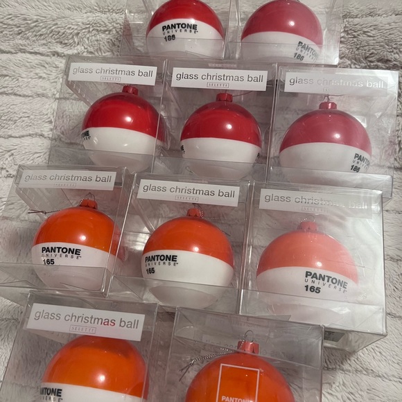 Pantone Universe Seletti Christmas ornaments, red #186 - Picture 5 of 5